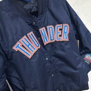 NEW NBA OKC Thunder Navy Blue Bomber Jacket with quilted lining Mens S,M,L,XL